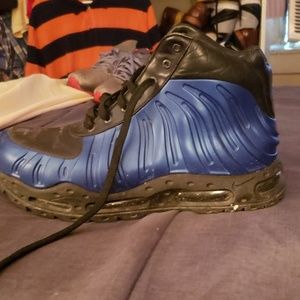 Nike foamposit boots